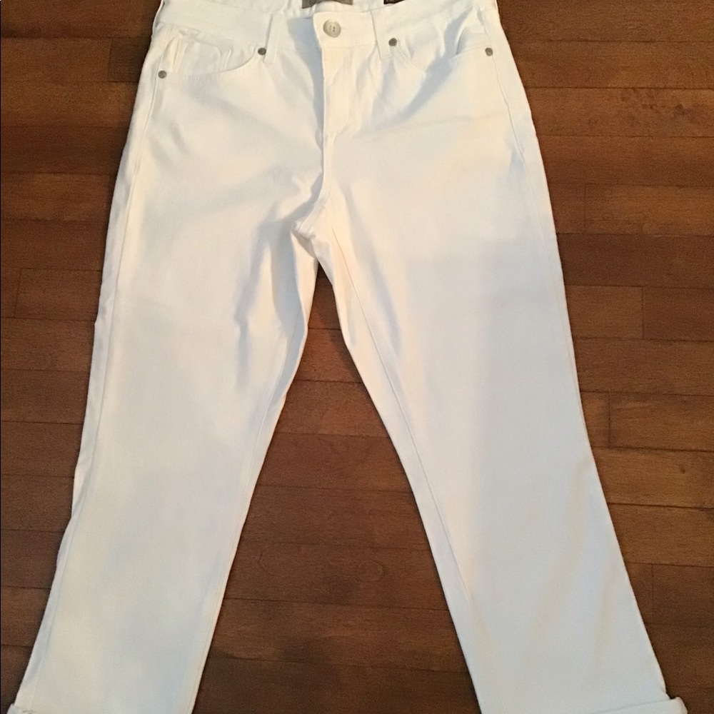 NWOT Vintage America Boho Cropped Jeans